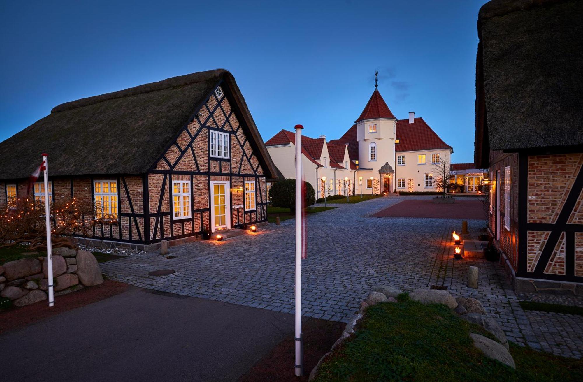 Gl. Avernaes Sinatur Hotel & Konference Ebberup Ngoại thất bức ảnh